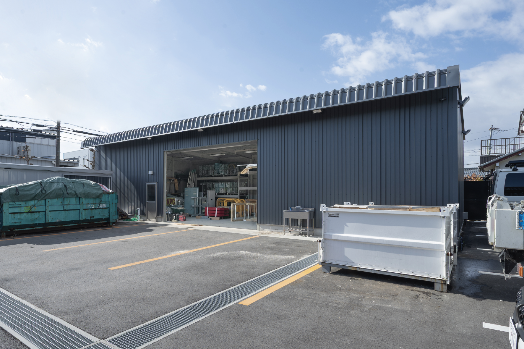 資材置き場はカクイチ製品で建てたいイメージ